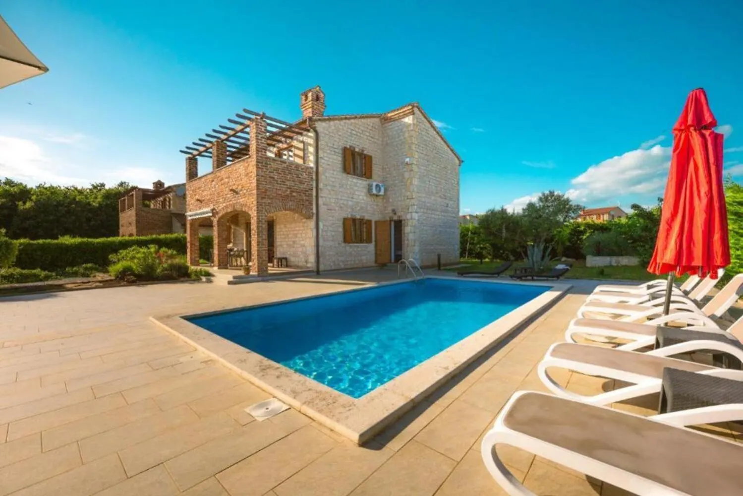 Villa Sonne In Central Istria For 8 People - Pet Friendly With Private Pool Juršići クロアチア